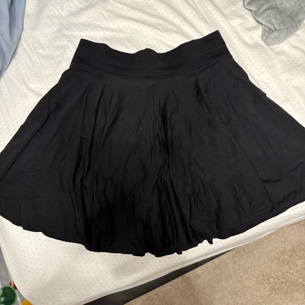 Chic Black Mini Skirt for Women